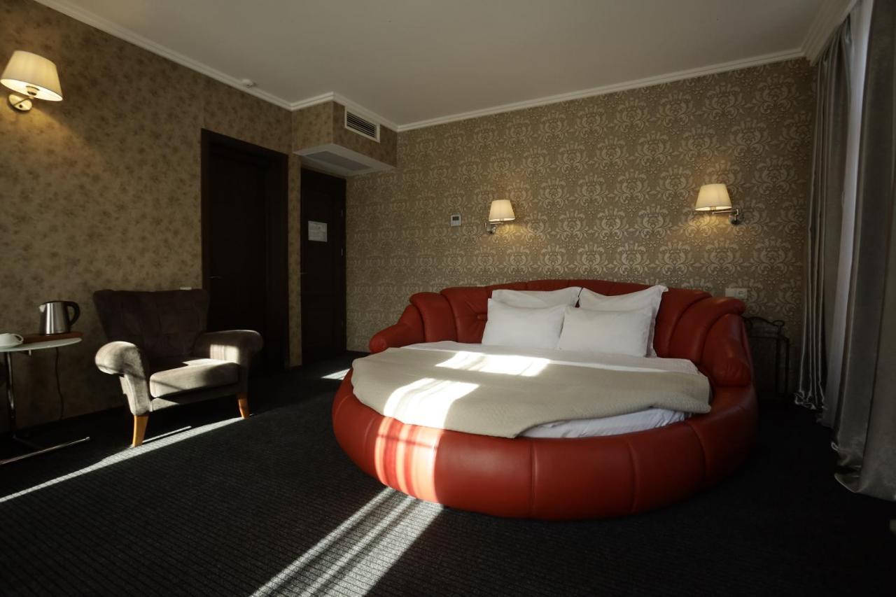 Redline Hotel Tbilisi Exterior photo