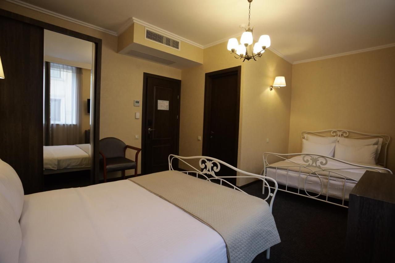 Redline Hotel Tbilisi Exterior photo