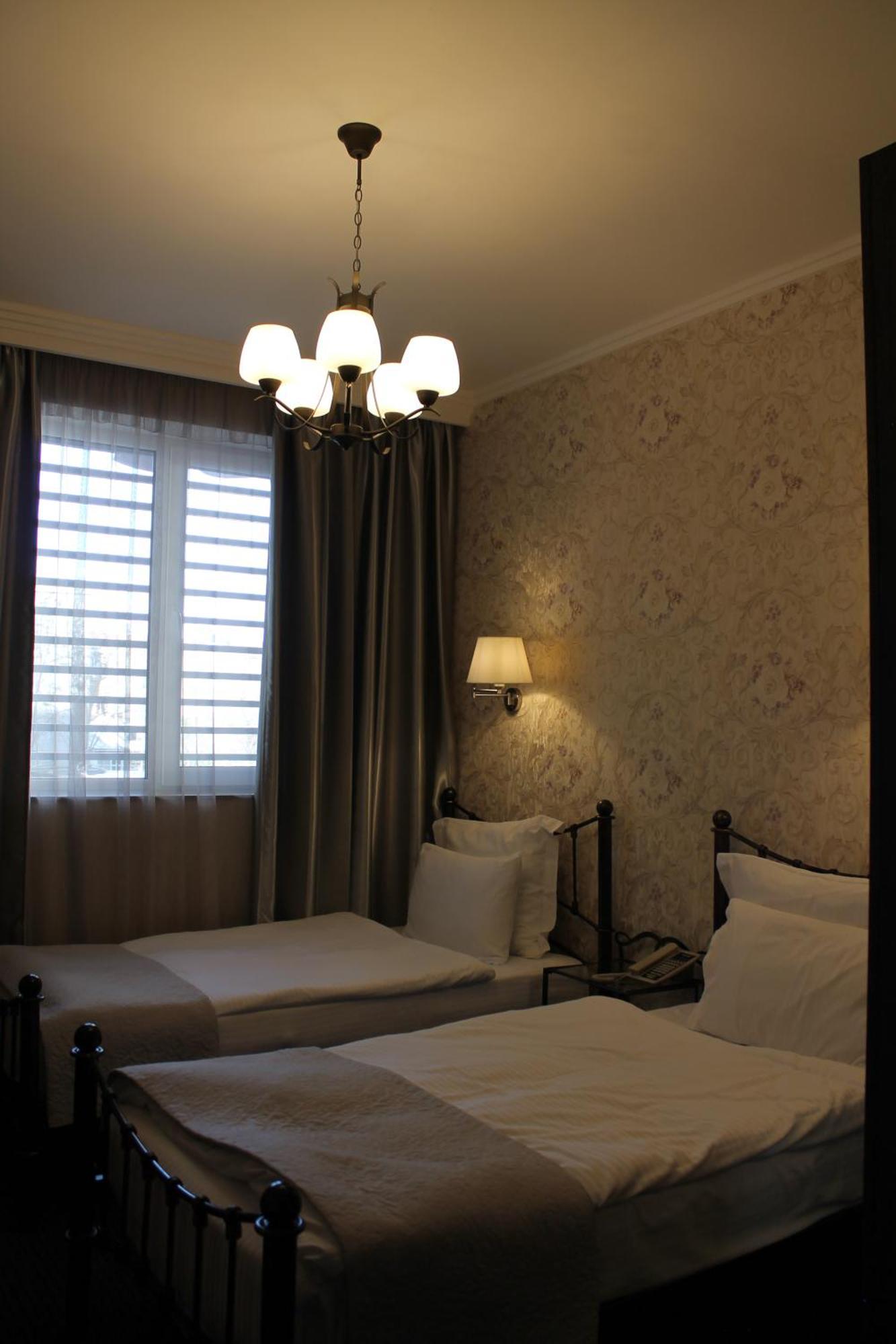 Redline Hotel Tbilisi Exterior photo